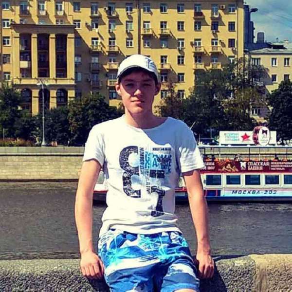 Максим Базуев